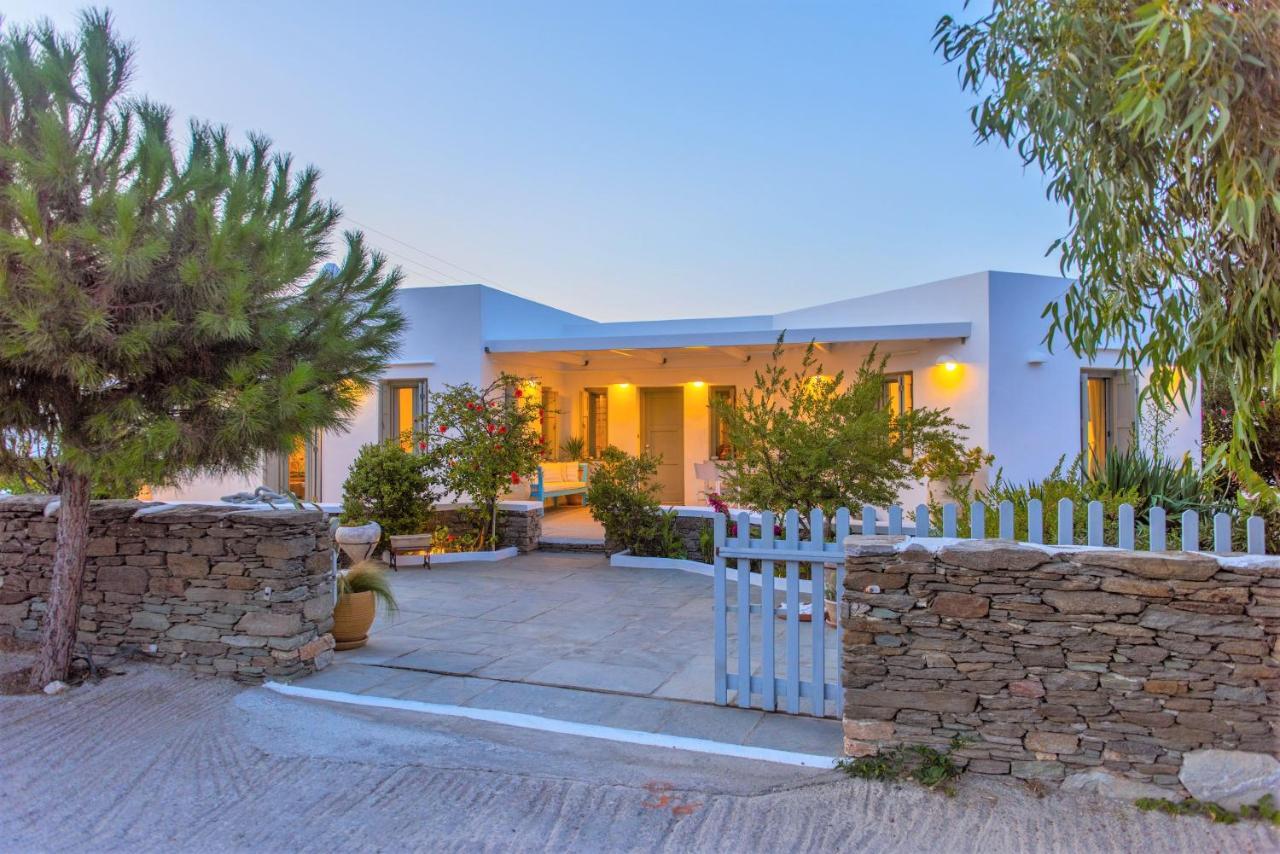 Villa Arades Sifnos With Private Pool Apolonía Kültér fotó