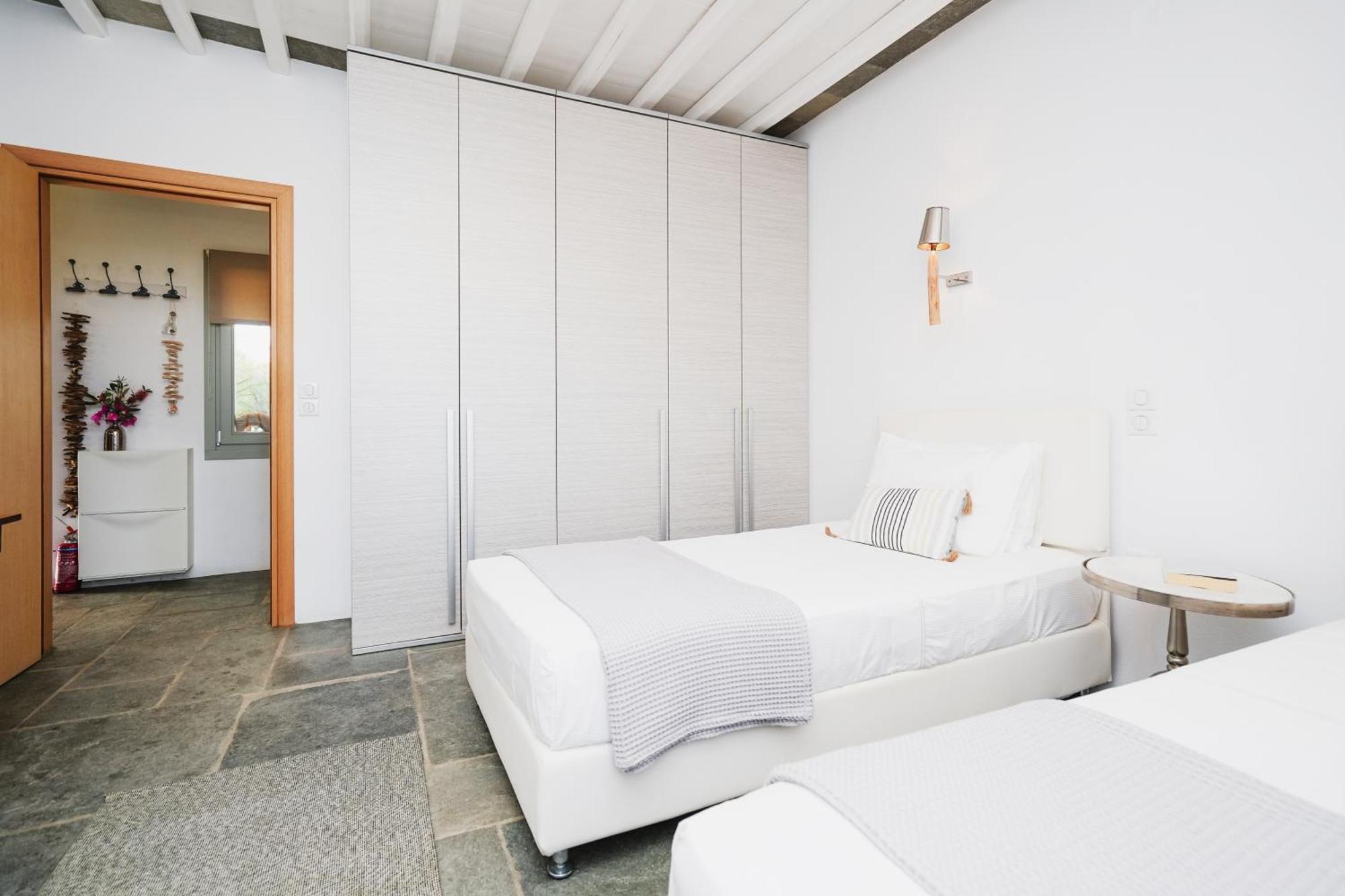 Villa Arades Sifnos With Private Pool Apolonía Kültér fotó